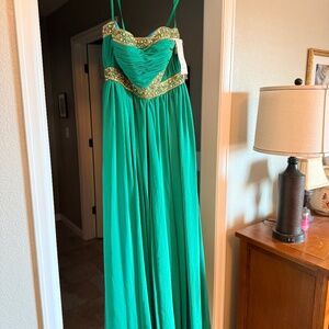 Shimmer Green Strapless Gown, pageant, prom, party, wedding, glamour, gala